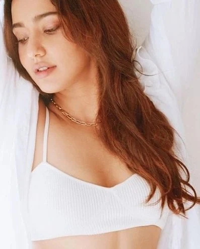 Indian Actress Neha Sharma hot and sexy bikini looks