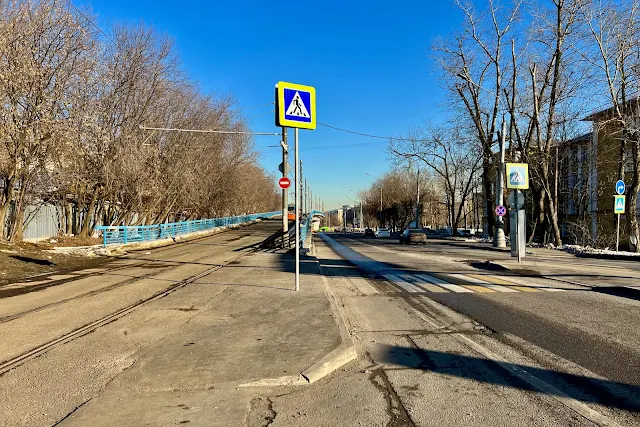 Симферопольский проезд, Донбасская эстакада