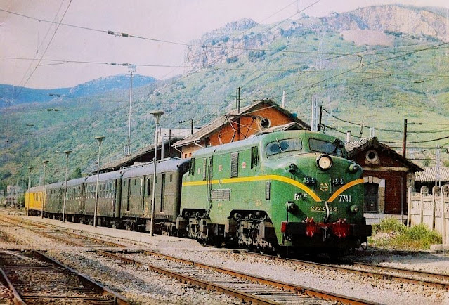 Fotos antiguas de La Robla  León  España  Cementos + Térmica + Hullera Vasco Leonesa