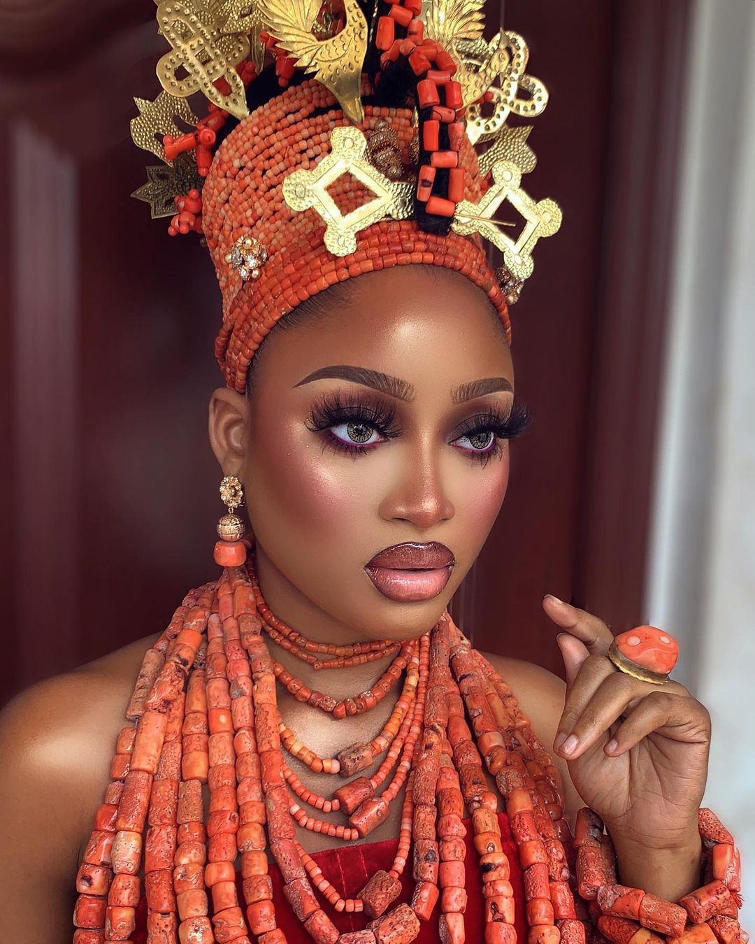 BRIDAL MAKEUP AND GELE STYLES