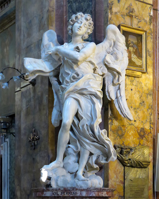 Angel with the Superscription by Gian Lorenzo Bernini, Sant'Andrea delle Fratte, Rome
