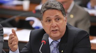 TRE-RJ nega registro de ex-governador do Rio Anthony Garotinho