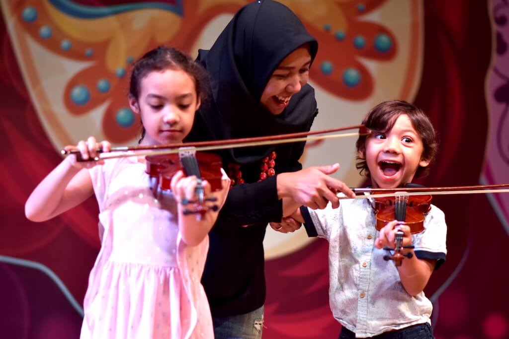 Mengenalkan Seni Musik dari Berbagai Daerah Kepada Anak