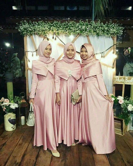 Bridesmaid,hijab