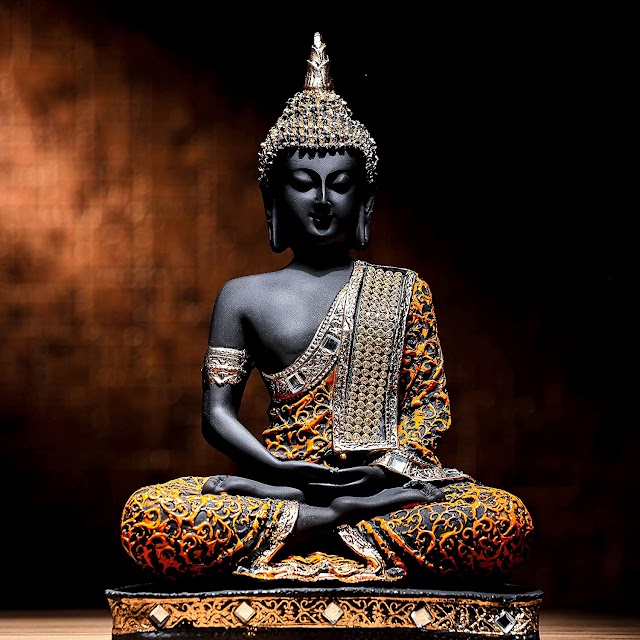 Best Gautam Buddha Statues for Home Decor Available to Buy Online
