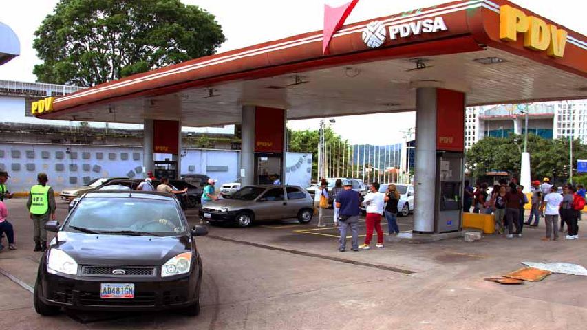 Realizarán ajustes en el suministro de combustible en Táchira