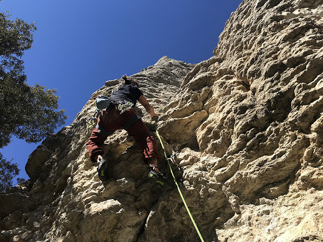 El Vol de l'Àliga - Dani en Laia 6a+