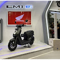 - PT  Honda Motor (AHM) Resmi Umumkan Harga Sepeda Motor Listrik Honda EM1 e