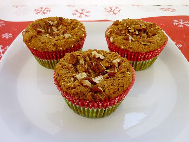 Gingerbread Quinoa Muffins with Pecan Streusel