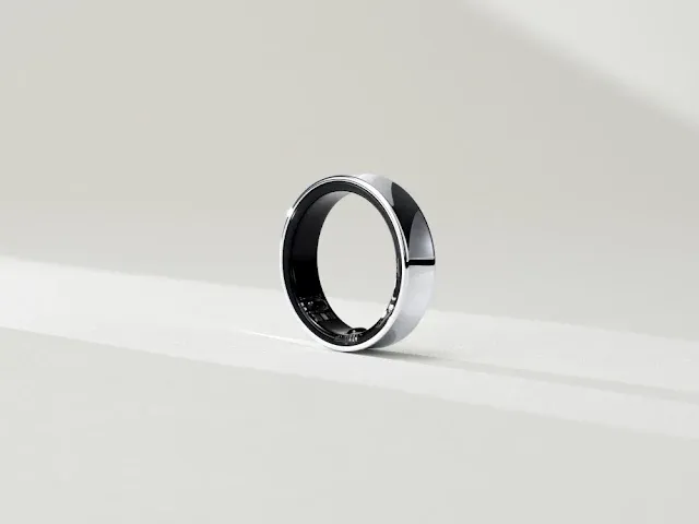 Image of Silver Samsung Galaxy Ring