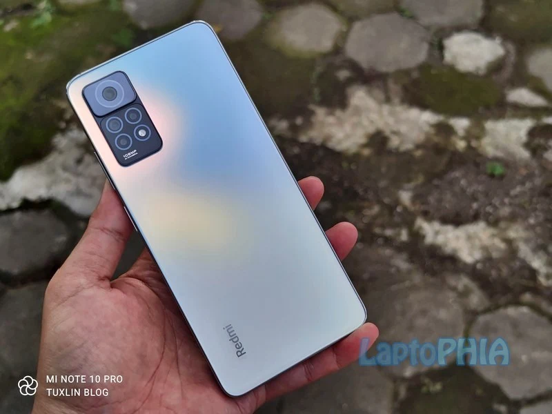 Unboxing Xiaomi Redmi Note 11 Pro Polar White, Desain Menawan