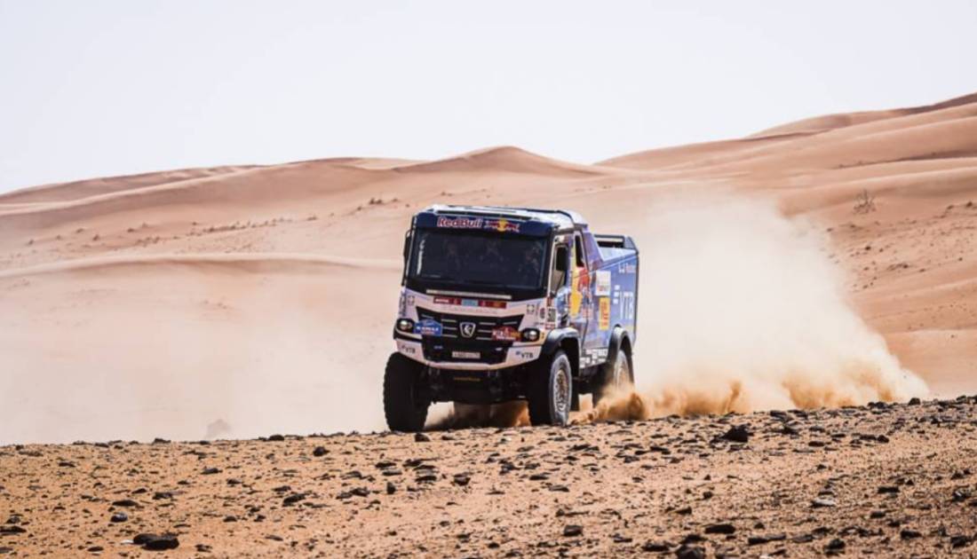 Dakar 2022: Mattias Ekström gana la etapa 8 y Loeb recorta a Al Attiyah