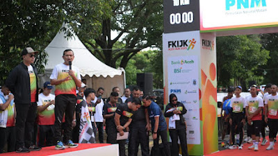 Wagub Fadhlullah Buka FKIJK Aceh Run 2025