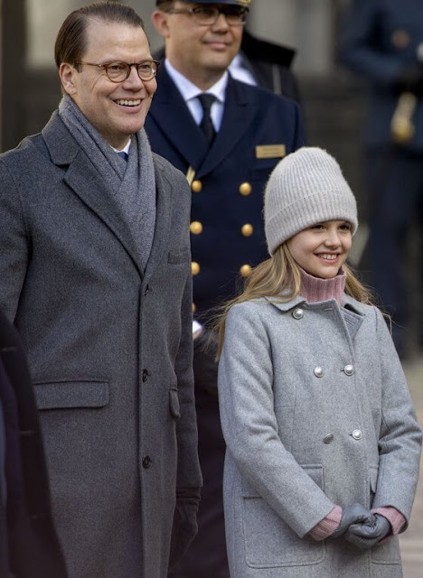 Princess Estelle wore a gray Maple coat by Bonpoint. Crown Princess Victoria wore a gray wool coat