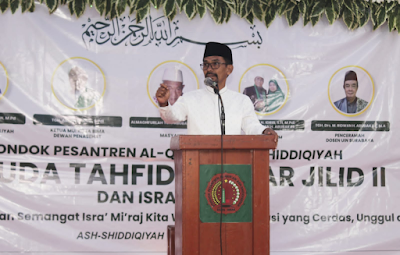 Wali Kota Bima Hadiri Wisuda Tahfidz Akbar Jilid ll Pondok Pesantren Al-Quran Ash-Shiddiqiyah