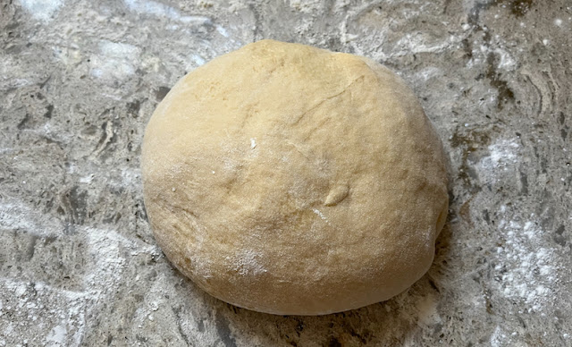 The finished plain dough