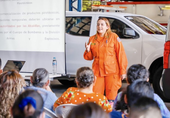 El Salvador: Bomberos extienden capacitación a comerciantes de pirotécnicos en el interior del país para evitar tragedias