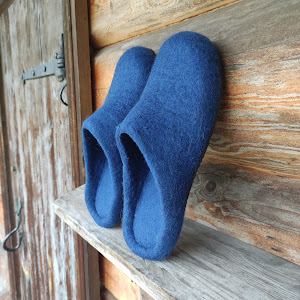 Filcētas čības kungiem        Felt slippers for men