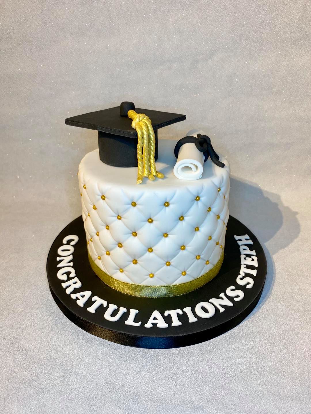 creative graduation cake ideas