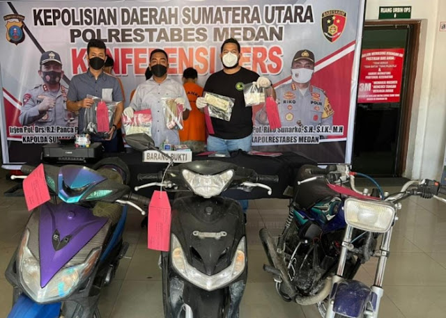 Kawanan Sindikat Pemalsuan STNK Sepeda Motor di Medan Terungkap