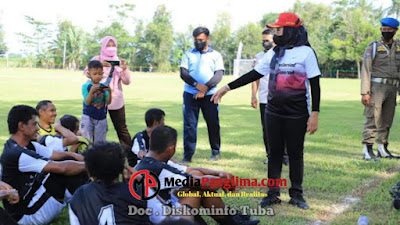 Winarti Buka Turnamen Sepakbola Bupati Cup di Lanud Pangeran M.Bun Yamin Tulang Bawang