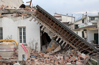 Gempa Bumi Tektonik, Penyebab dan Dampaknya Bagi Manusia