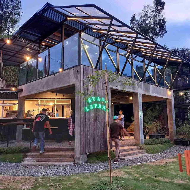 Ruang Lapang Outdoor Cafe Bandung