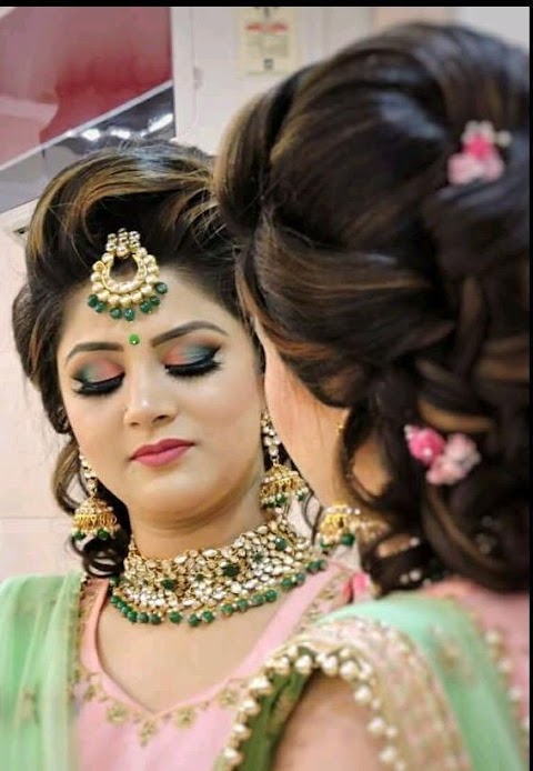Makeup done by Naaz makeup studio and academy