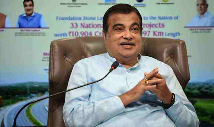 New Delhi, News, National, Minister, Mobile Phone, Vehicles, Police, Talking on Phone While Driving to Soon be Legal in India: Nitin Gadkari.