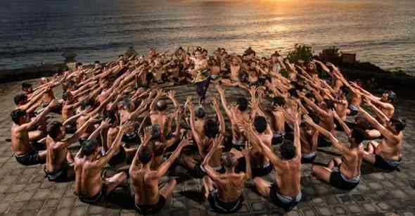 Tari Kecak dari Bali