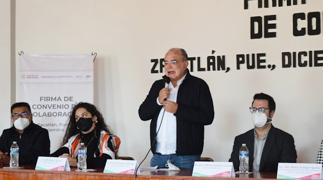 INSUS firma convenio de colaboración con Ayuntamiento de Zacatlán para regularización del suelo