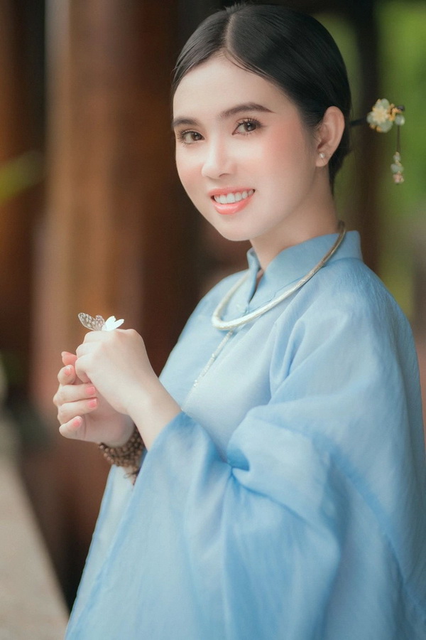 Nguyễn Thị Tuyết Nga
