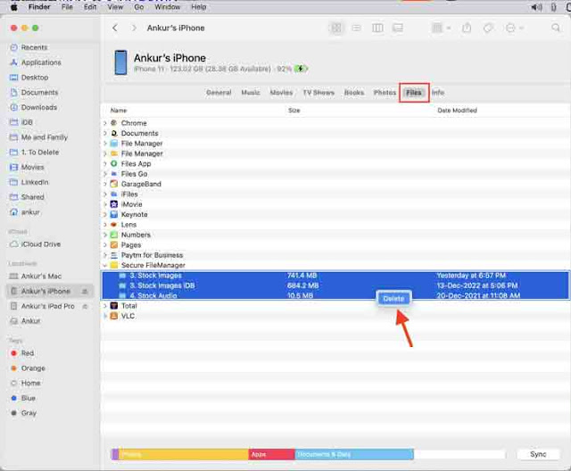 احذف ملفات iPhone من Finder على جهاز Mac