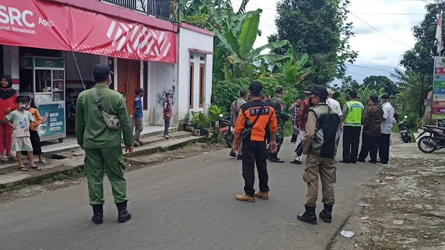 Koramil 0622-06/Parakansalak dan Pihak Terkait Rutin Laksanakan Ops Masker di Wilayahnya 