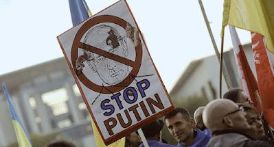 Запад лихорадочно пытается предотвратить вторжение России в Украину