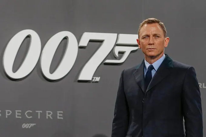 Great James Bond:The Art of Antagonism in the 007 Universe