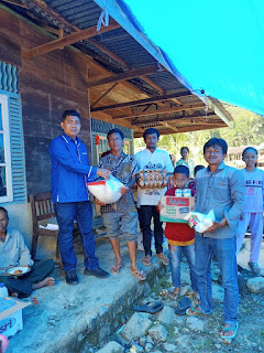 Anggota DPRD  Pasbar Syafridal Membantu Korban Gempa di Beberapa Tempat