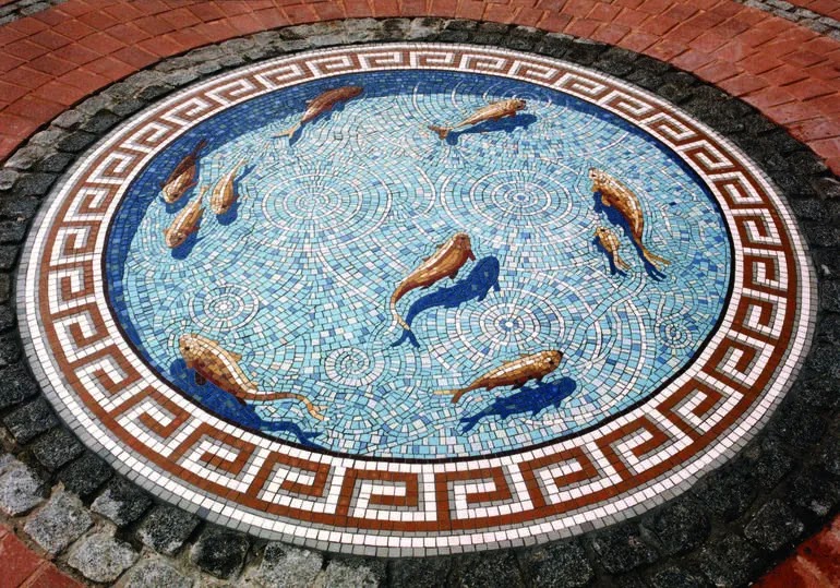 mosaico-Fish-Pond-de-Gary-Drostl