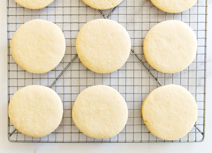 Copycat - Surprise Ingredient - Lofthouse Cookies (made without sour cream)