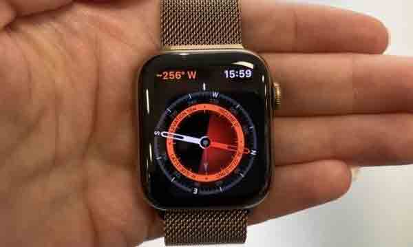 مستشعر البوصلة في Apple Smart Watch