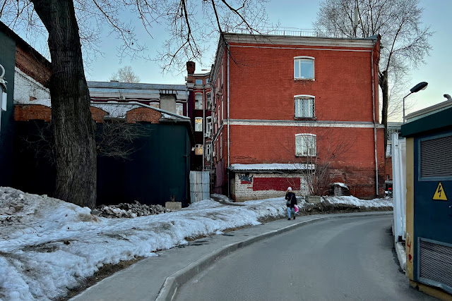 Спартаковский переулок, бывший дом семьи Сахацких (построен в 1905 году)