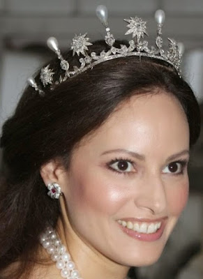 star pearl diamond tiara queen sophia sweden denmark princess benedikte sayn wittgenstein berleburg carina axelsson