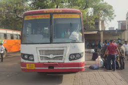 HAPUR NEWS : यात्रियों की सुविधा के लिए स्टेशन अधीक्षक ने लगाई गोरी फंटा के लिए बस