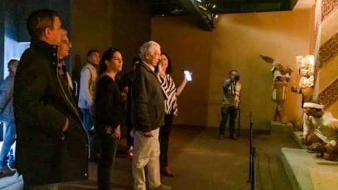 Mario Vargas Llosa visita el museo Tumbas Reales de Sipán en Lambayeque