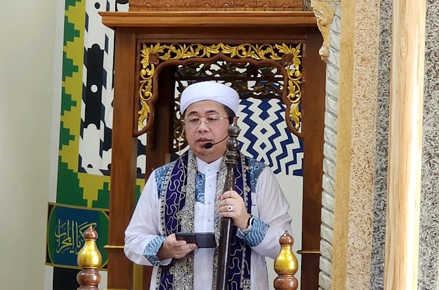 Khatib Jumat di Momen Lebaran, Wali Kota Ibnu Sina Ajak Umat Muslim Jaga Nilai Istiqomah Pasca Ramadan
