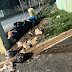 Denuncian cúmulo de basura en la entrada de residencial El Polvorín, Santo Domingo Norte