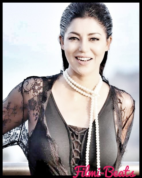 Debina Bonnerjee wallpaper and Biography