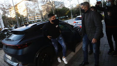حصريا.. فيران توريس يصل الى نادي برشلونة بعد أن تم توديعه من قبل بيب جوارديولا