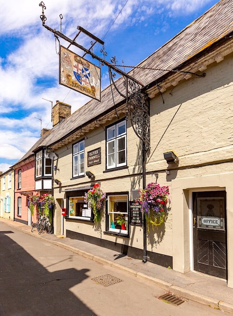 Oliver Cromwell pub, St Ives