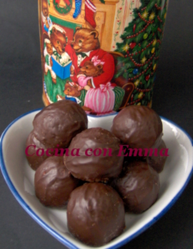 Yemas de coco y chocolate